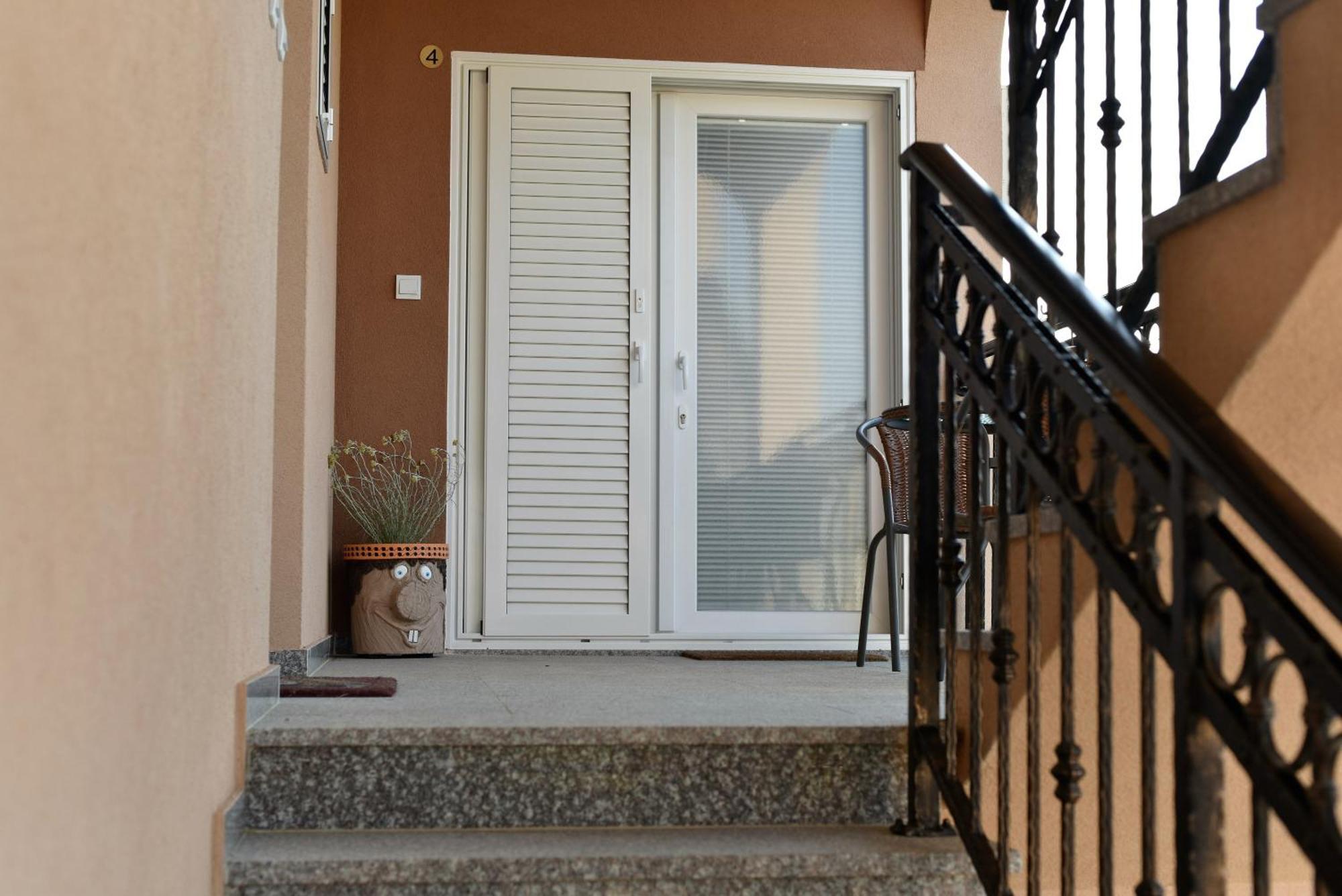 Apartmani Natasa Nino Jezera, Murter 객실 사진